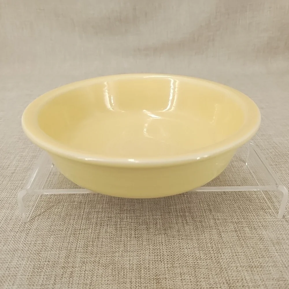 Fiesta Retired Light Yellow Classic Rim Cereal Bowl 6 7/8